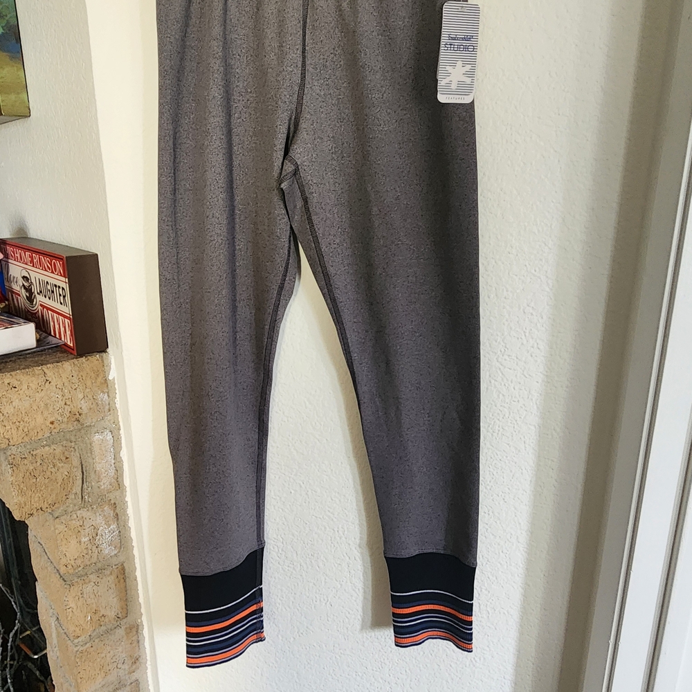 Splendid Gray Leggings with Striped Cuffs